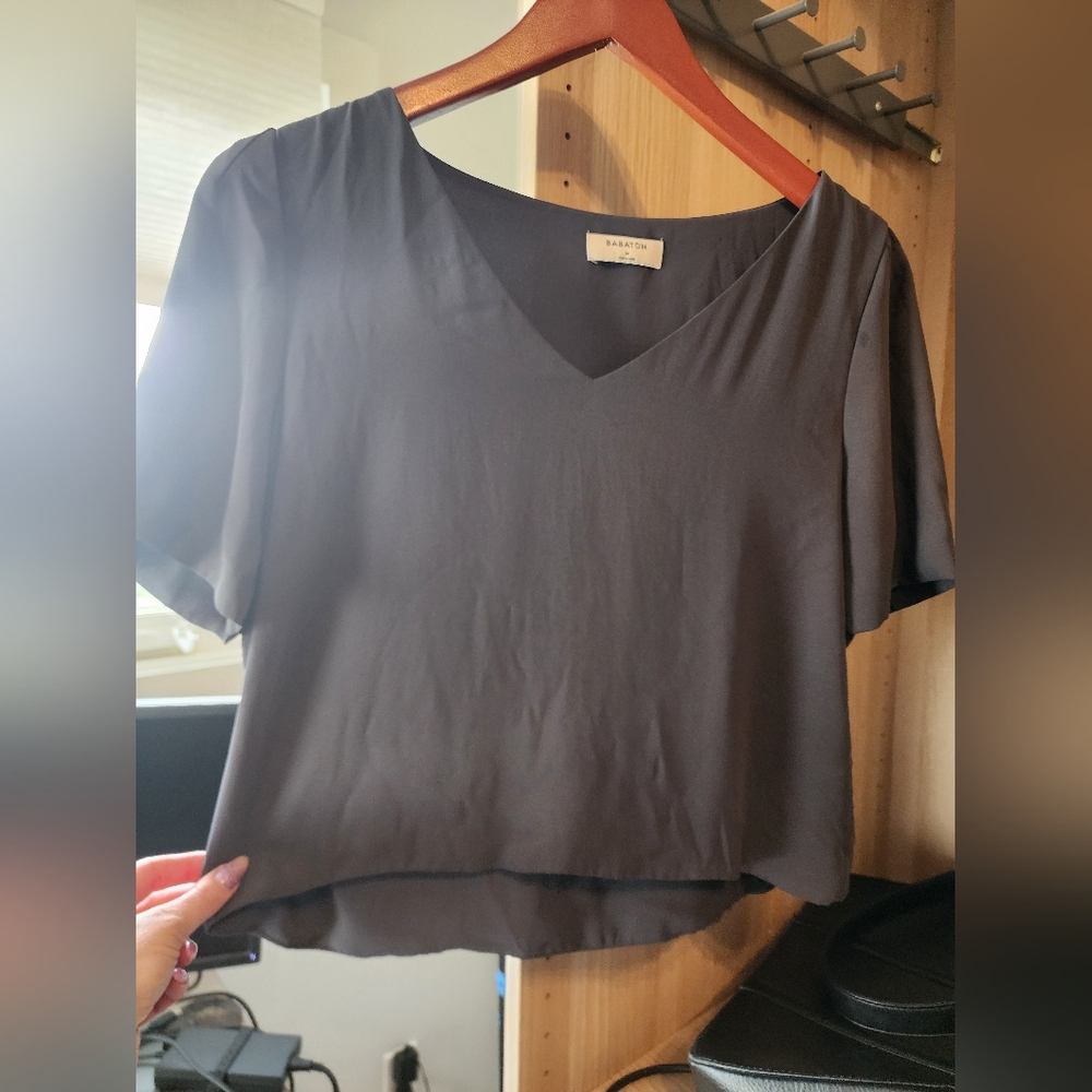 Babaton cropped blouse size medium, gray